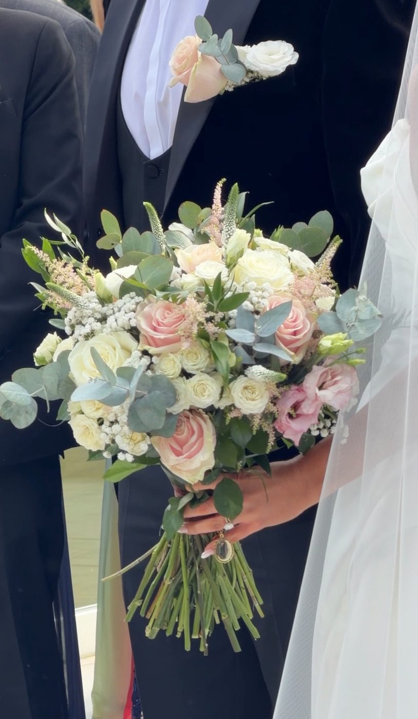 Pastel bridal bouquet with eucalyptus